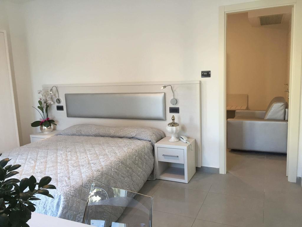 Residence Hotel Albachiara Rimini Exterior foto