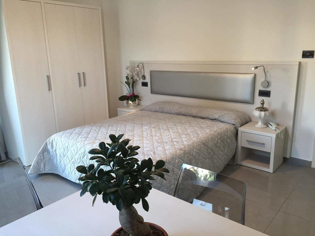 Residence Hotel Albachiara Rimini Quarto foto