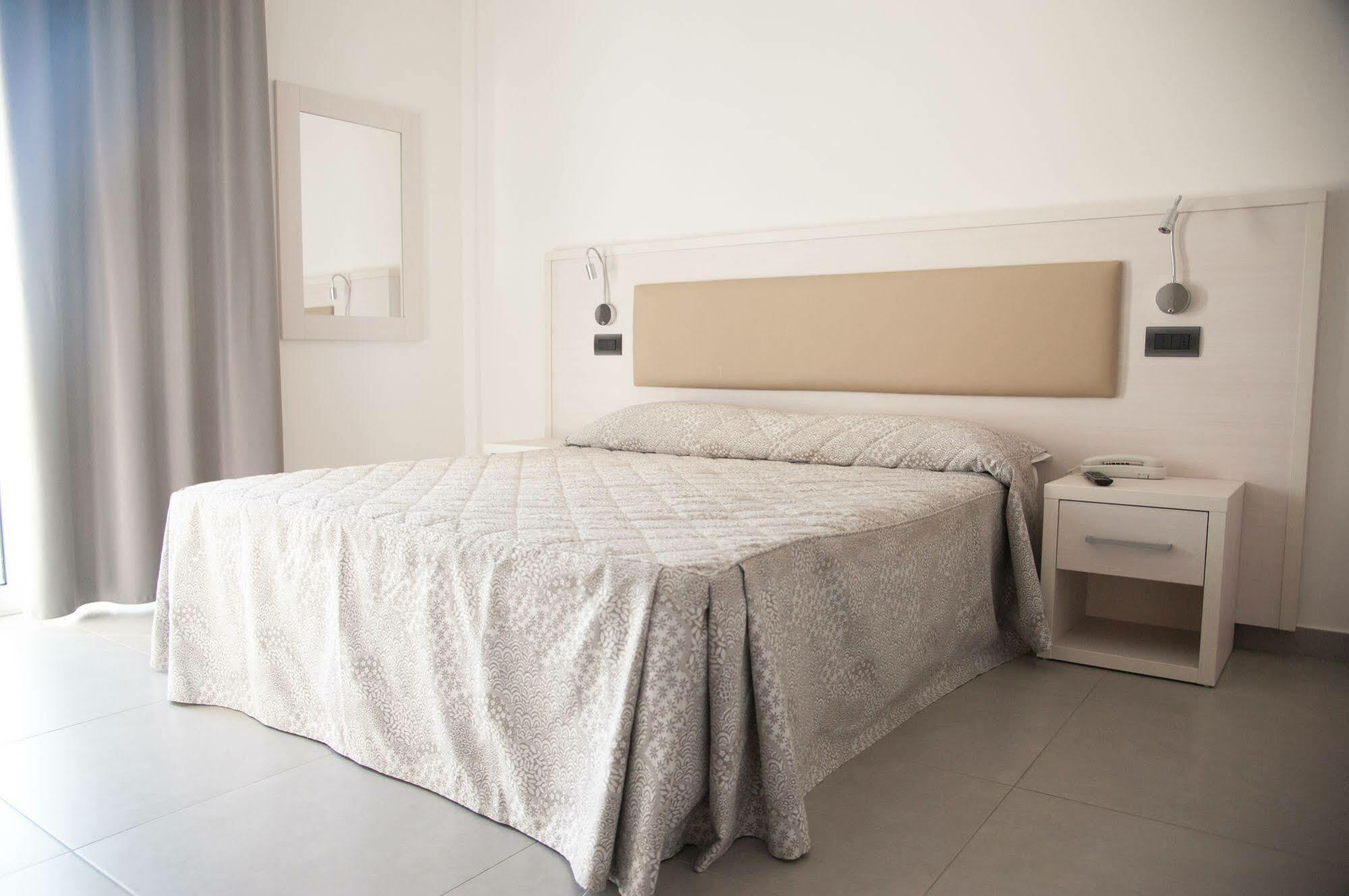 Residence Hotel Albachiara Rimini Exterior foto