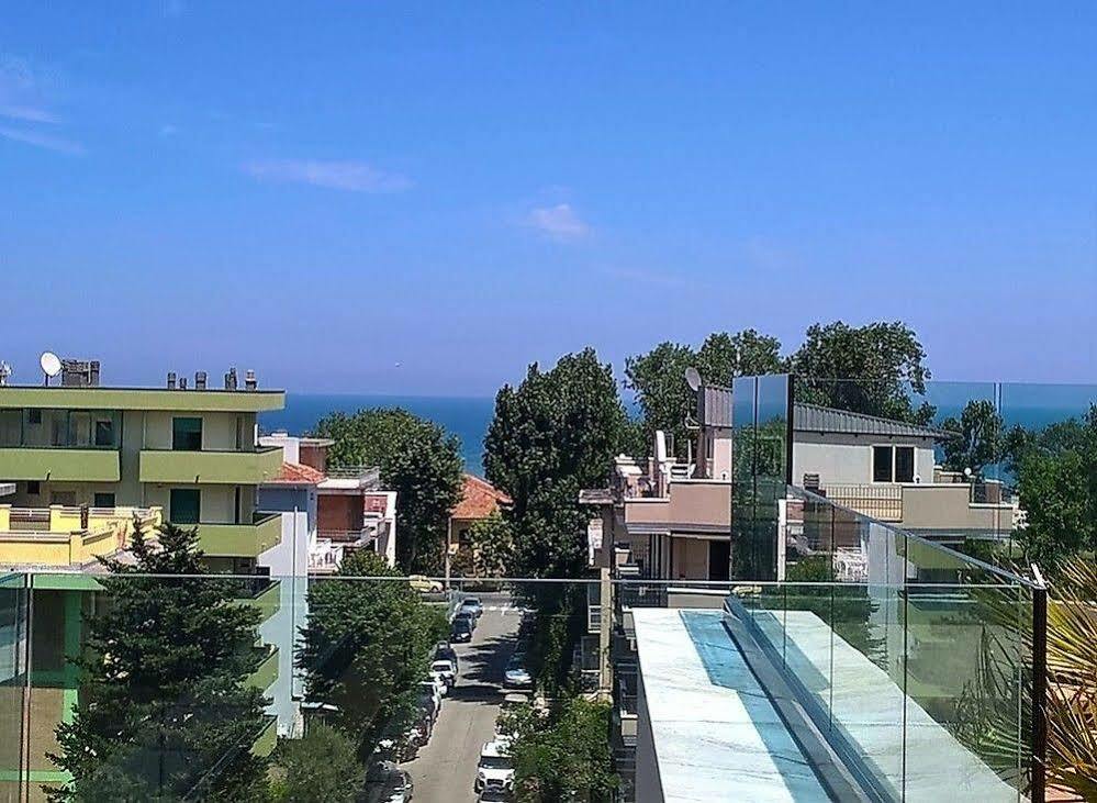 Residence Hotel Albachiara Rimini Exterior foto